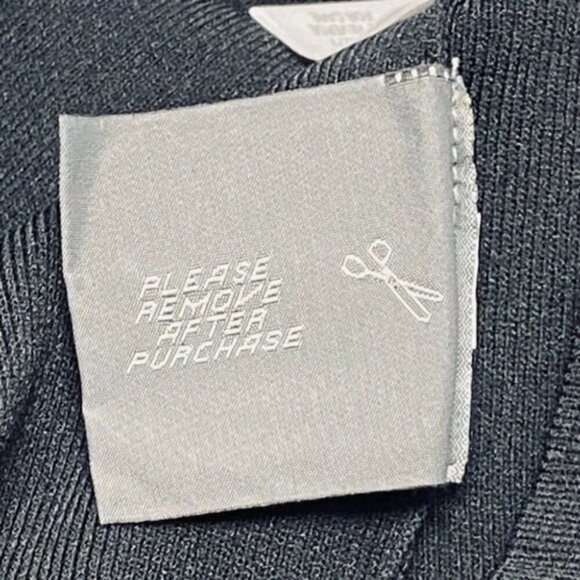 Dana Buchman Signature Women's Sweater Medium Black Ribbed Knit V-Neck Top NWT - Picture 6 of 11